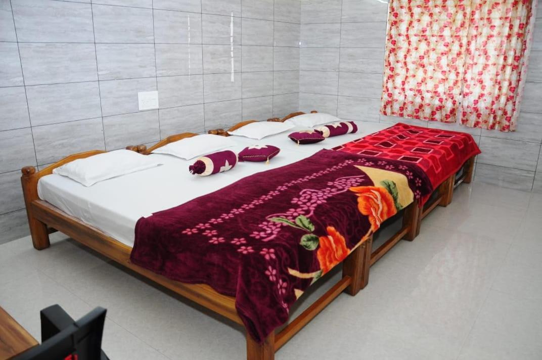 Aryan Residency Villa Mavalli Luaran gambar