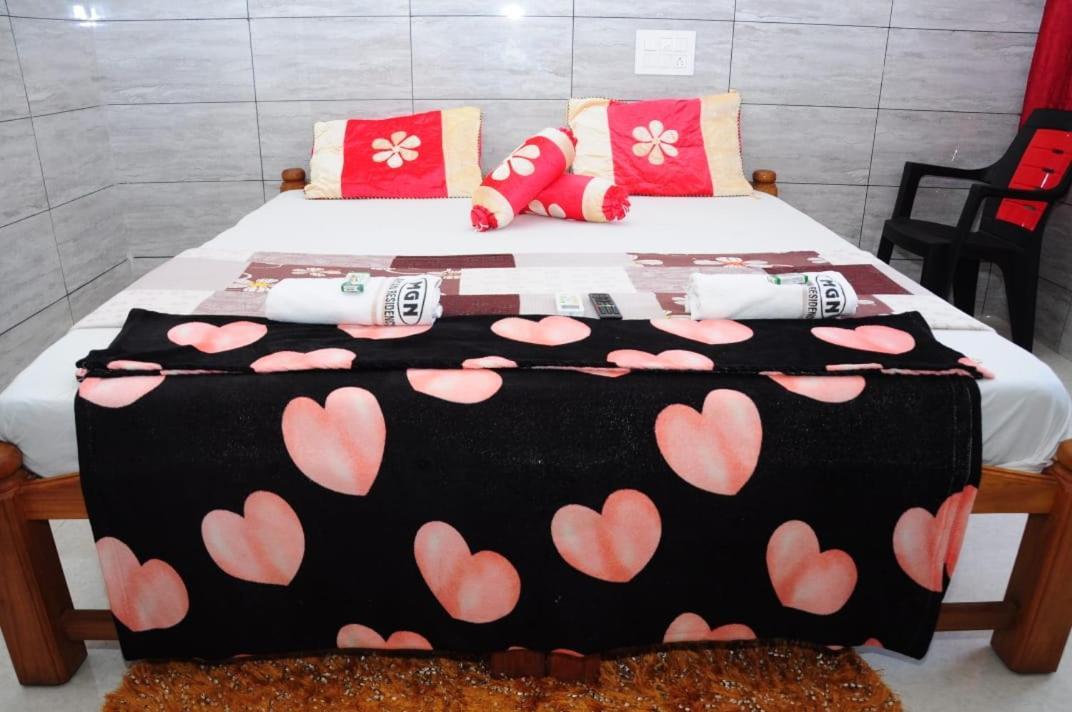 Aryan Residency Villa Mavalli Luaran gambar