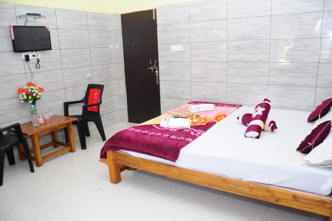 Aryan Residency Villa Mavalli Luaran gambar