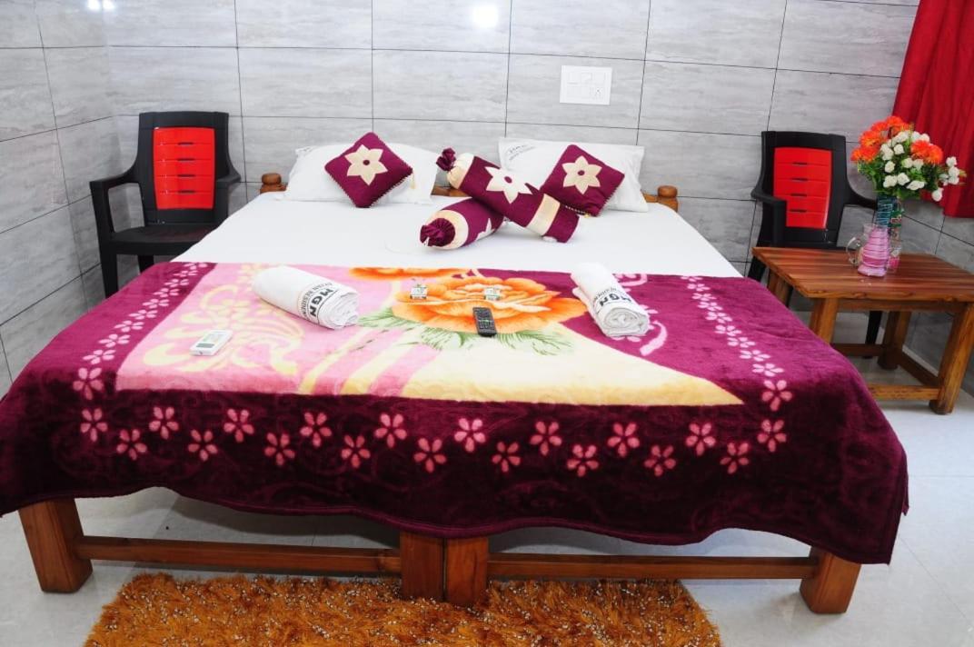 Aryan Residency Villa Mavalli Luaran gambar